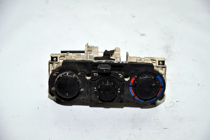 UNO ÇIKMA YEDEK PARÇA FİAT ÇIKMA YEDEK PARÇA   (74)ALBEA KLIMA PANELI